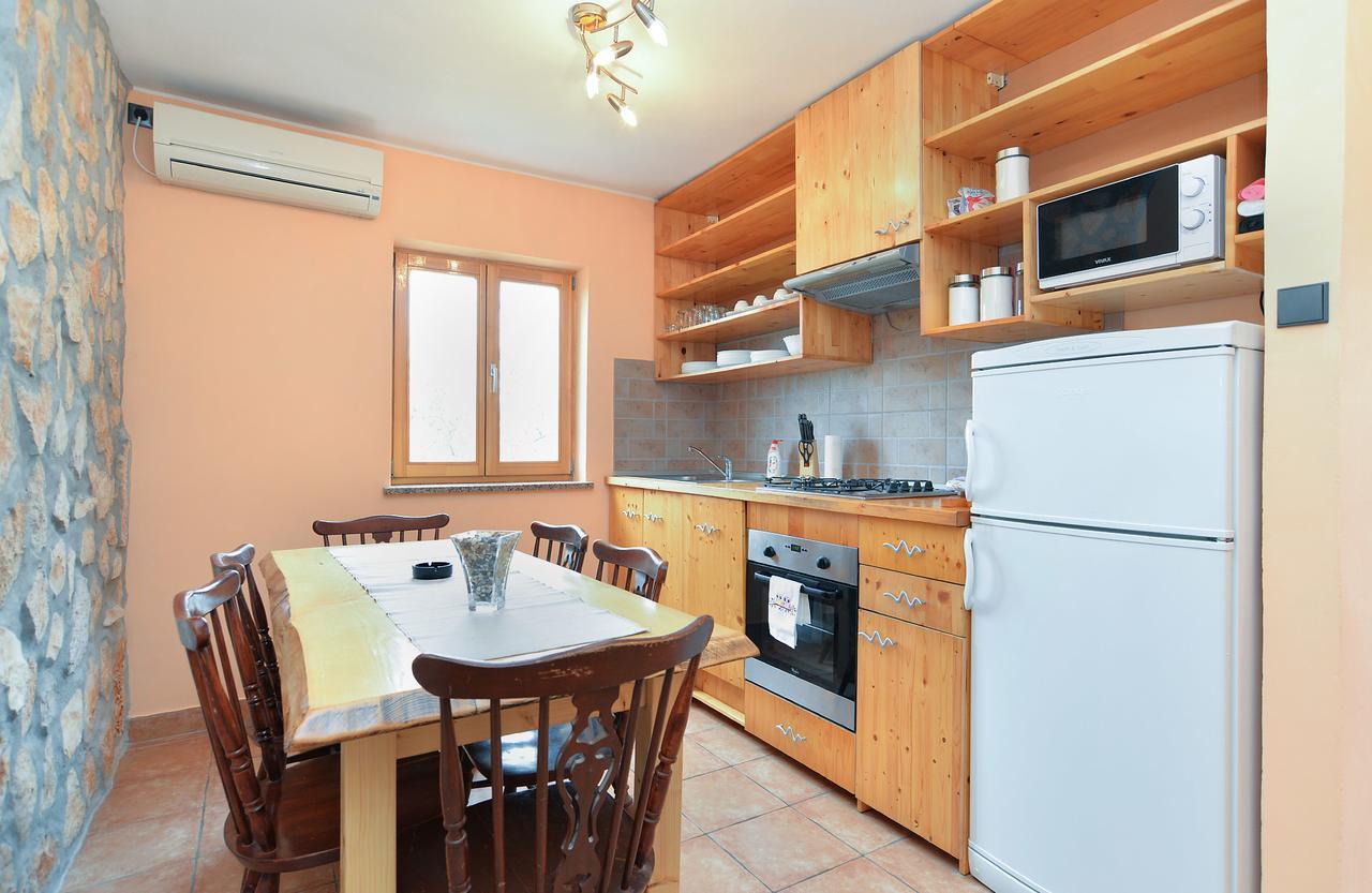 Apartments Dino 1700 Fazana Ngoại thất bức ảnh